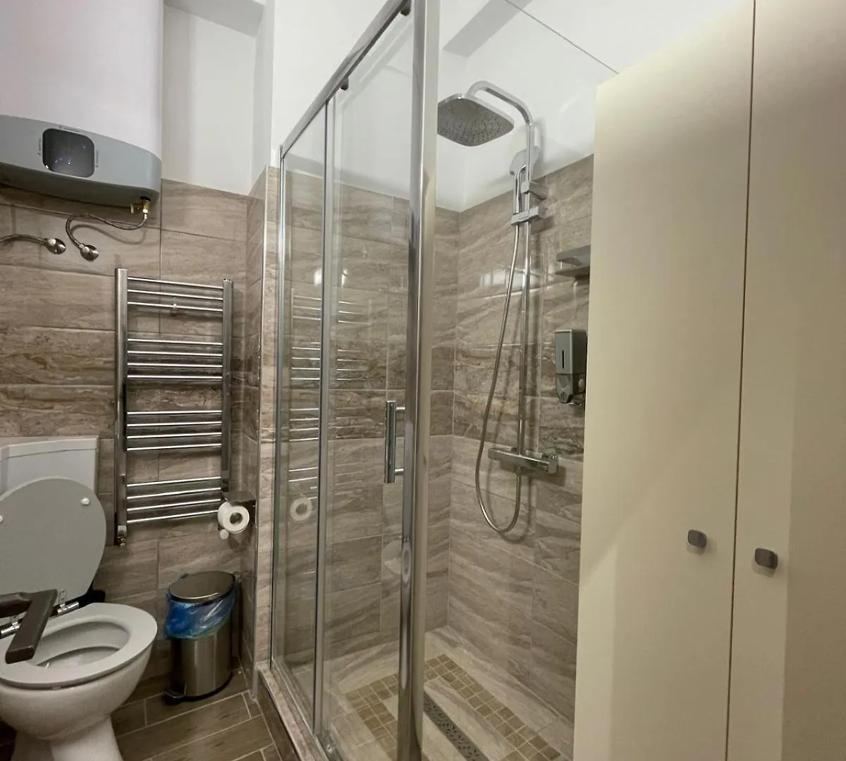 Luxury Aparthotel Bukarest Rumänien